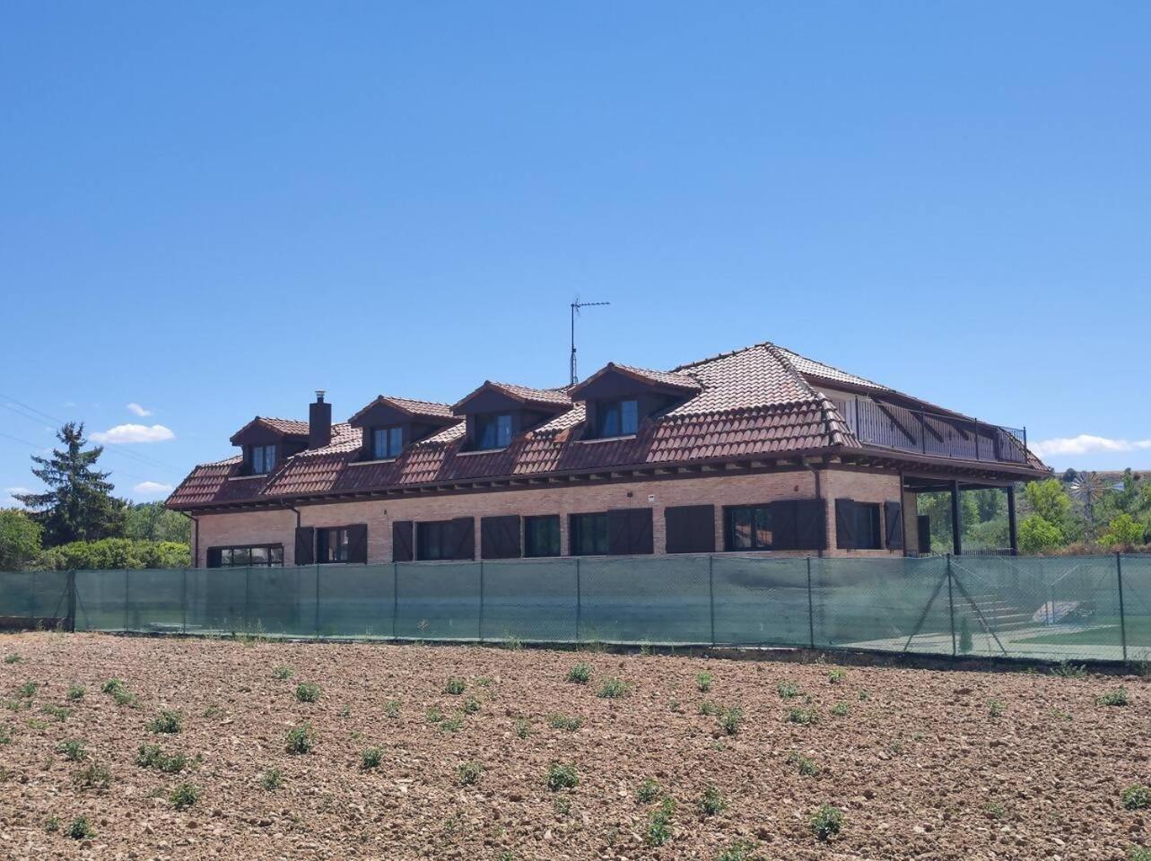 Casa Rural Camino Blanco Burgos Exterior photo